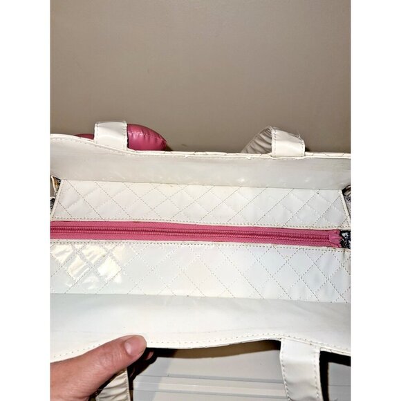 NWT Sanrio HELLO KITTY Y2K White Synthetic Quilted Top Handle Charm Boho Bag - Picture 8 of 16